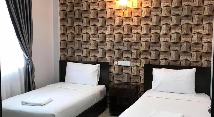 Capital O 90490 Zaques Hotel Sungai Petani Eksteriør bilde